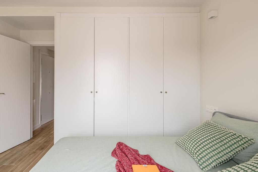 Cozy Penthouse With Swimming Pool And Parking-a-castell Apartamento